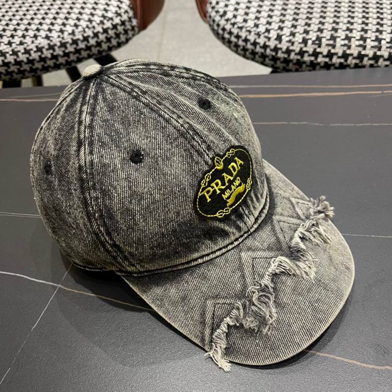 Prada cap (64)